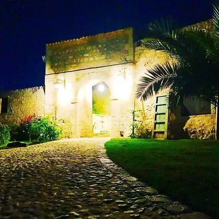 Charming In With Private Pool Villa Pozzallo